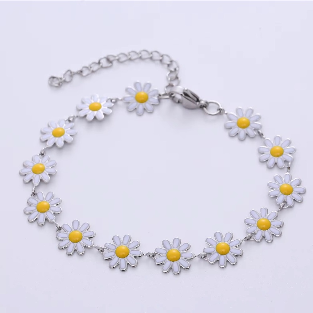 Daisy Chain Bracelet/Ring  in White and Yellow.